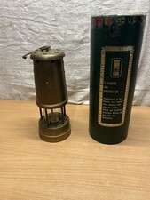 Ancienne Lampe De Mineur