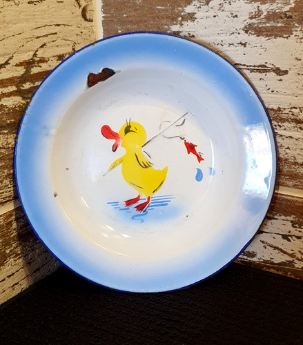 Ancienne assiette tôle - ,
