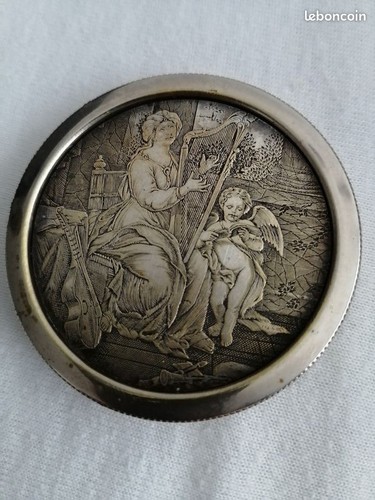 Petite boîte metal - , eros
