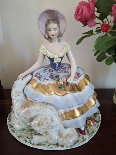 Groupe porcelaine figurant - en,