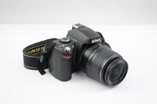 Nikon D40X DSLR Digital Camera Working w/ Nikkor 18-55mm F/3.5-5.6 G II ED