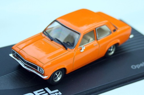 Opel ascona limousine 2 - opel,