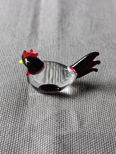Petite poule verre de - en,