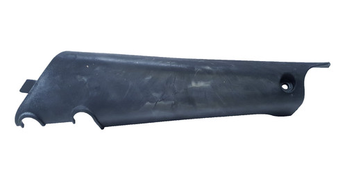 Carénage sous selle droit