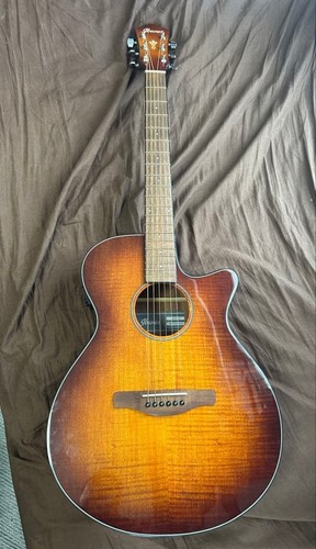 Guitare électrique acoustique