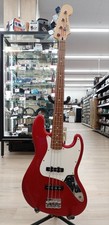 Guitare basse électrique
