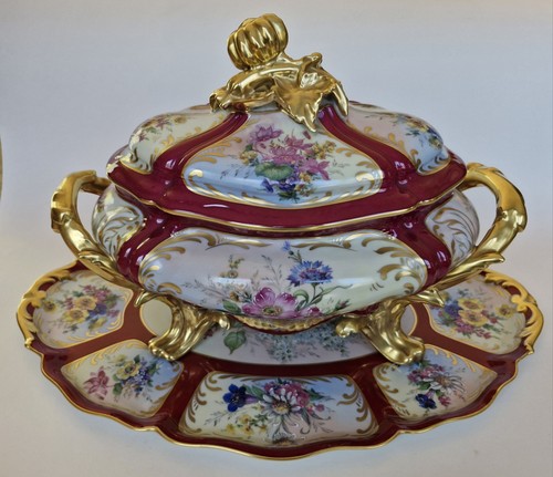 Superbe soupiere porcelaine - superbe,