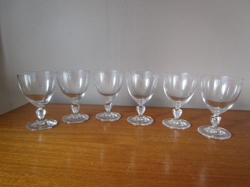 Verres vin sur - sur, pied