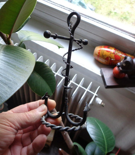 Ancienne ancre marine fer - ancienne,