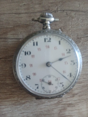 Montre gousset ancienne - À,