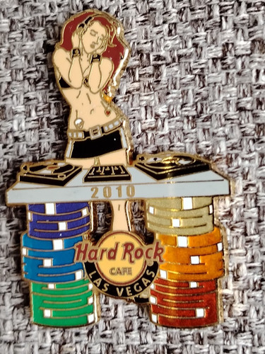 Pin girl hard rock - pin,