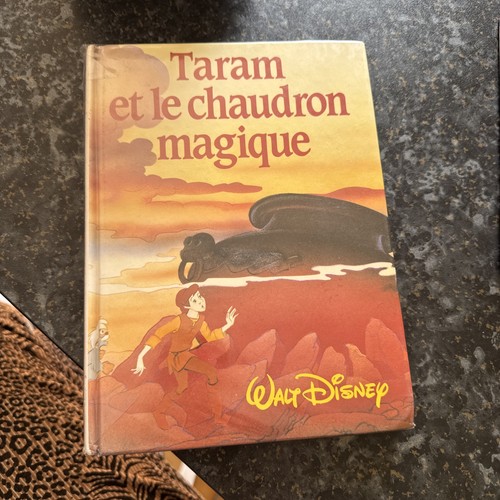 Livre walt disney taram - disney, :