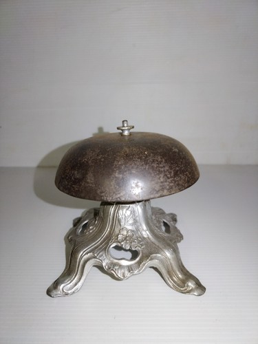 Ancienne sonnette cloche - cloche, de