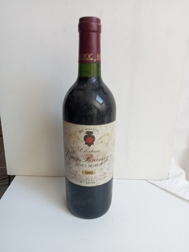 Vin grand cru chateau - vin, vieux