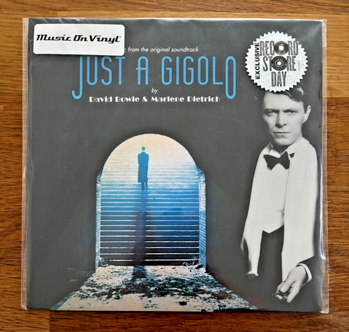 David bowie just a gigolo - bowie,