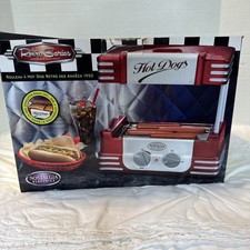 NOSTALGIA ELECTRICS HOT DOG ROLLER CLEAN GRILL MODEL RHD800 & BUN WARMER