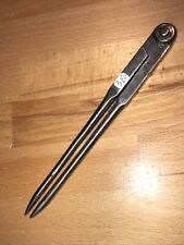 (n°320 OLD TOOL compass 