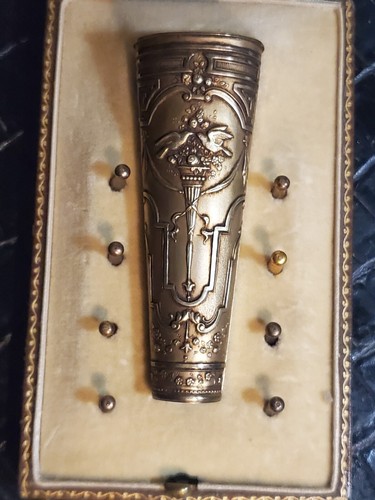 Rare ancien coffret - , pommeau