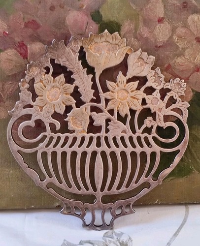 Ancien dessous plat en - dessous, de