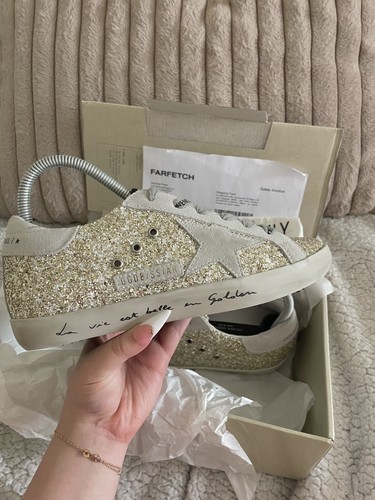 Golden goose - golden,