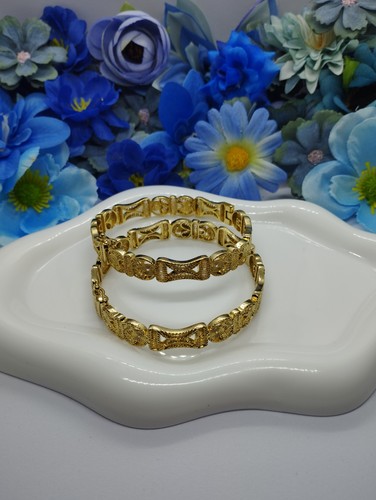 Bracelet manchette fermée - , en