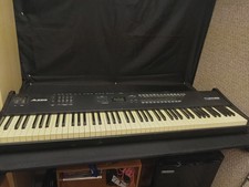 Alesis Qs8 Expandable Synthesizer