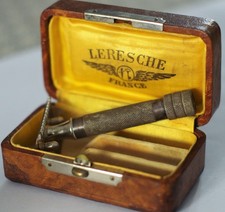 Ancien rasoir mécanique