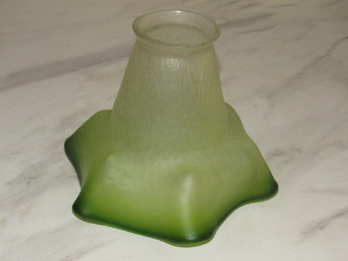 Ancienne tulipe globe lampe - de,