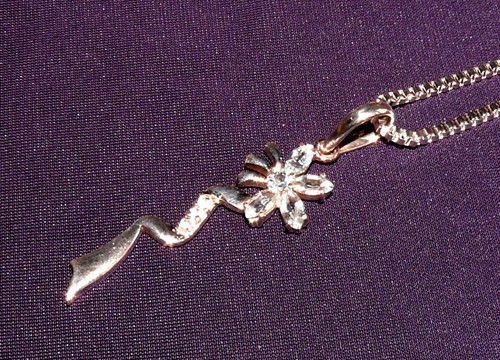 Pendentif fleur topaze bleu - pendentif, fleur,