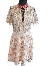 Superbe Robe Dentelle Rose