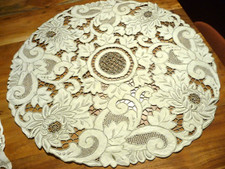 1 Napperon rond en lin blanc