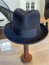 GORGEOUS, Vintage 80s QUALITA SUPERIORE BORSALINO “Continental” black, 7 3/8