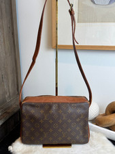 Louis Vuitton Vintage Monogram Sac Bandouliere