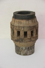 Ancien moyeu de roue en bois