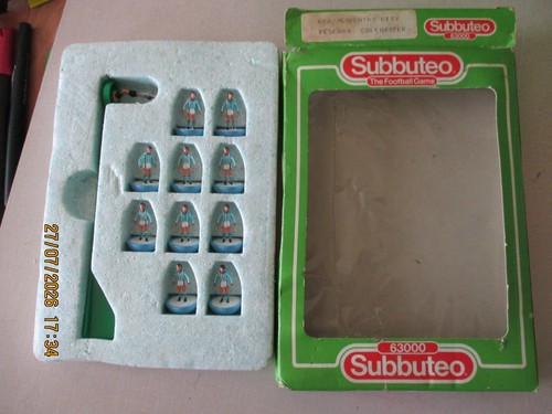 Subbuteo lightweight team 652 - subbuteo,