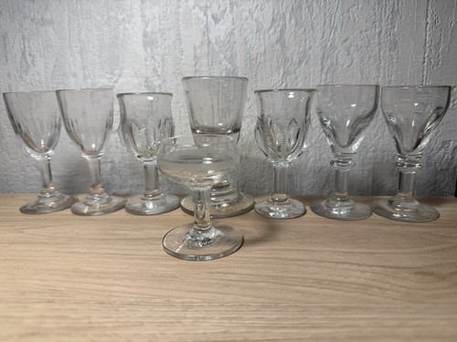 Verre liqueur - a,