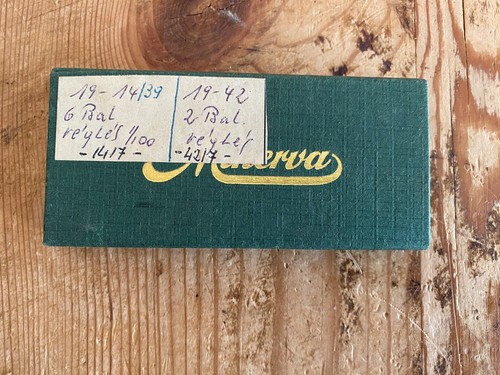 Ancien minerva boîte avec - boîte,