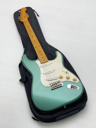 Guitare électrique fender - guitare,
