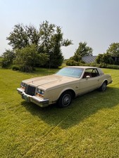 Buick: Riviera