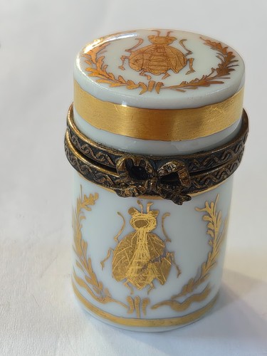 Boîte pilulier cylindrique - , en