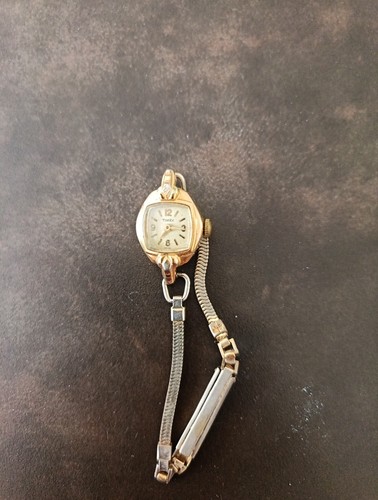 Beautiful vintage timex - timex, 17