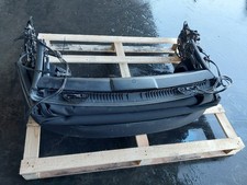 Bâche (toit ouvrant, capote)