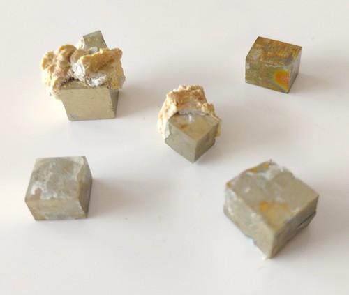 Lot cubes pyrite 15 - 5,