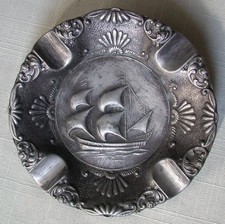 BATEAU cendrier METAL voilier