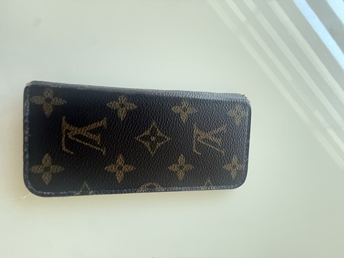 Louis vuitton iphone folio - iphone,