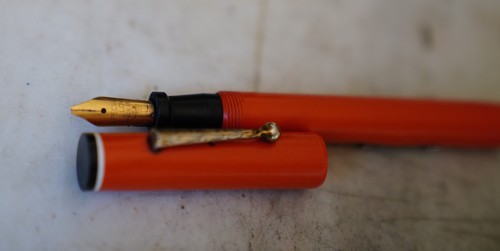 Stylo plume anonyme levier - stylo,