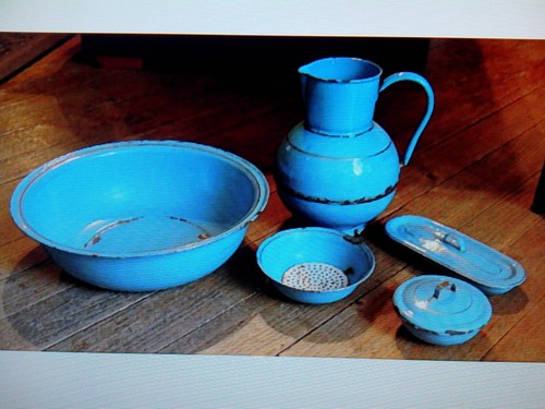 Ancien ensemble necessaire - ancien, de