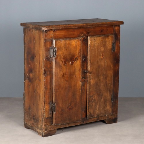 Meuble ancien sapin teinté - meuble,