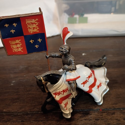 Britains 95mm tall - britains, figurine