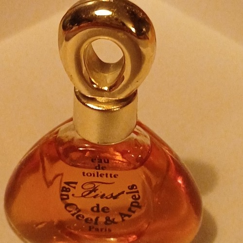 Van cleef arpels first - van,